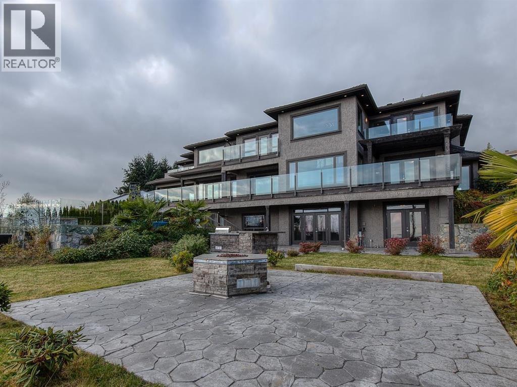 1026 EYREMOUNT DRIVE|West Vancouver, British Columbia V7S2B3