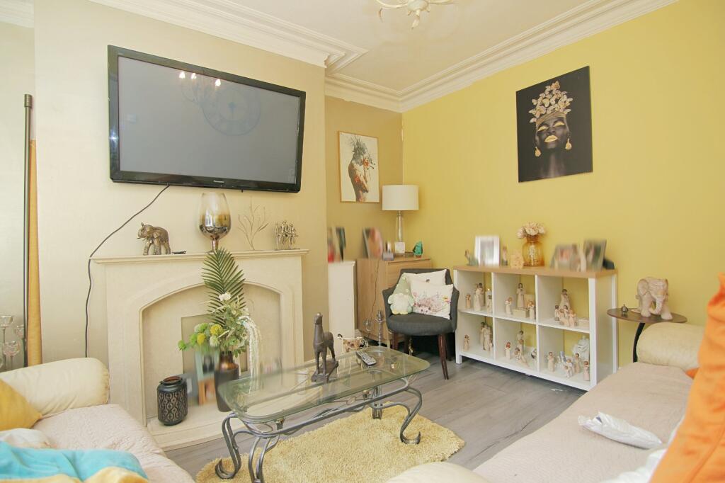 Additional image 2 of New Line, Bradford, BD10