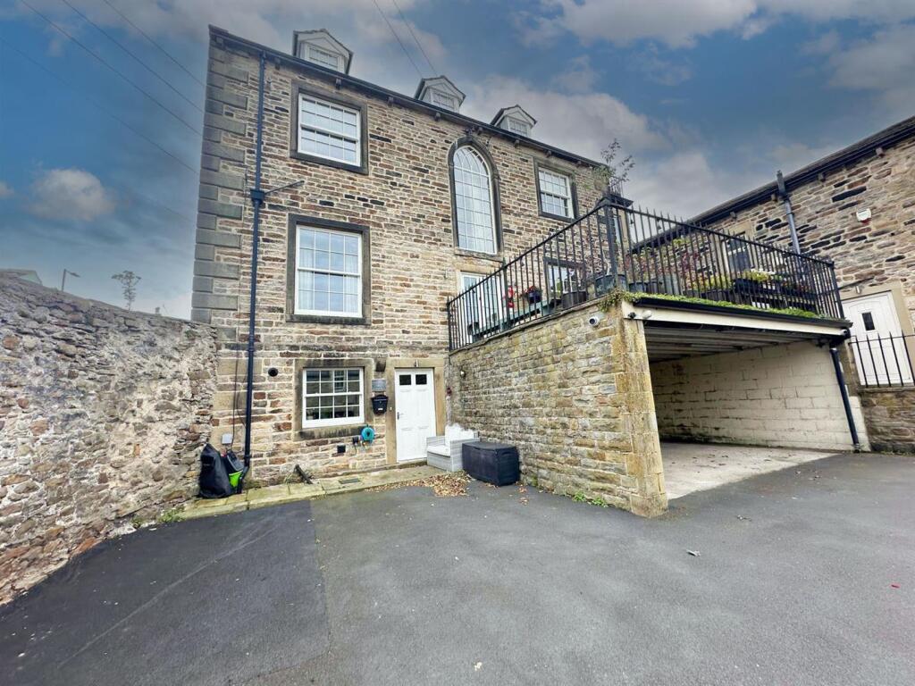 Additional image 10 of Fernbank House, Park Road, Cross Hills