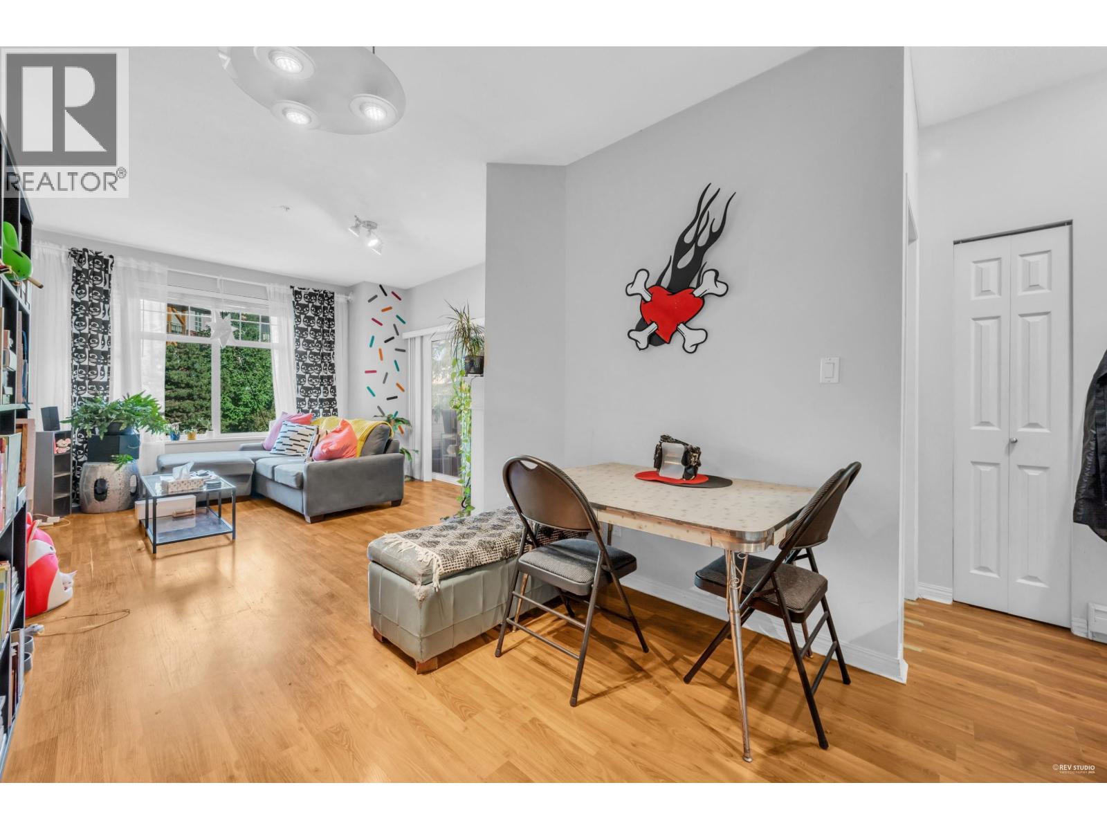 213 83 STAR CRESCENT|New Westminster, British Columbia V3M6X8