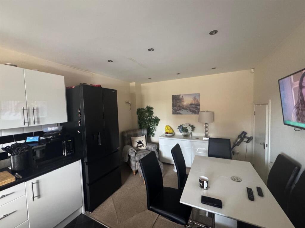 Additional image 4 of Skellow Drive, Bradford