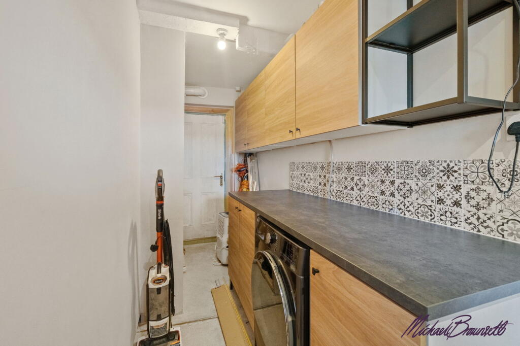 Additional image 7 of Hill Top Road, Thornton, Bradford, BD13 3QX