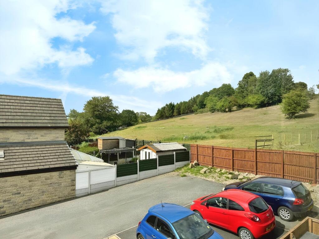 Additional image 5 of Weavers Croft, Cleckheaton, BD19