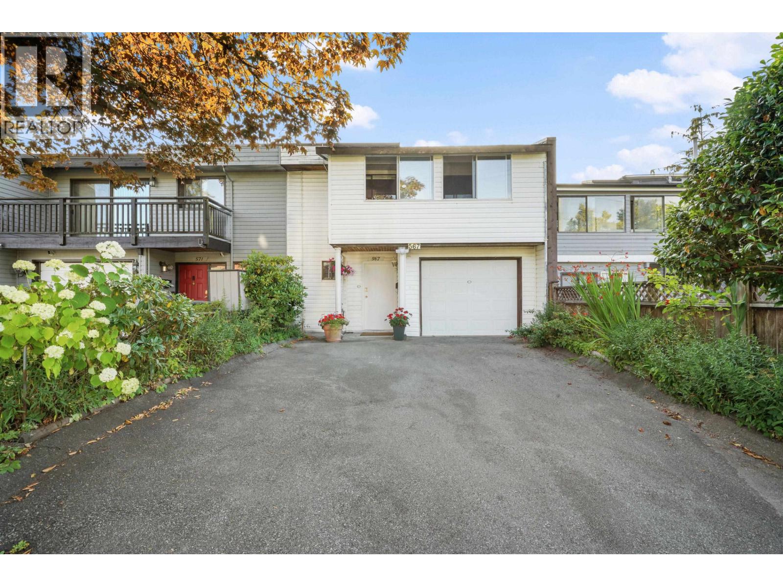 Property image for 567 CLARE AVENUE|Burnaby, British Columbia V5B4L3