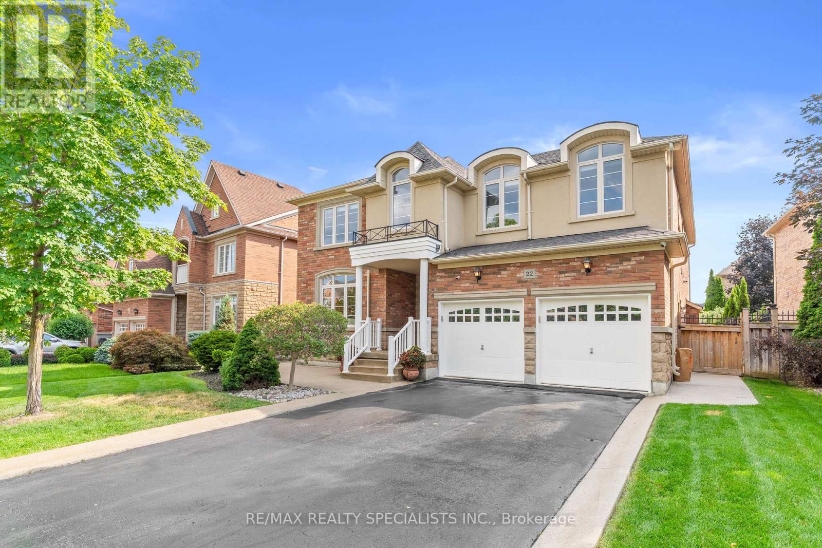 Property image for 22 SAINT HUBERT DRIVE|Brampton (Vales of Castlemore North), Ontario L6P1V7
