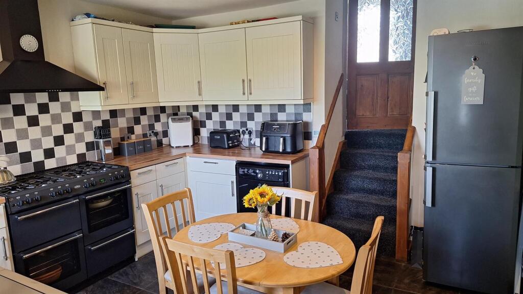 Additional image 7 of Brackendale, Thackley, Bradford