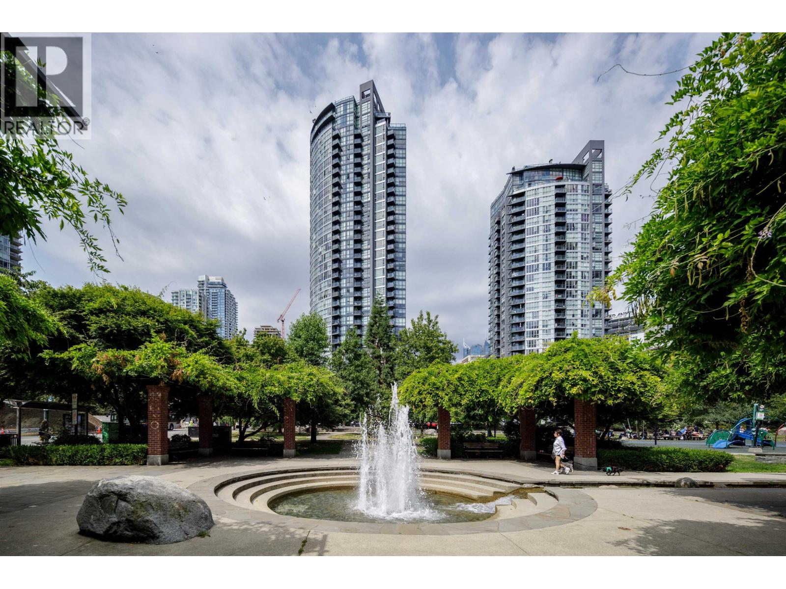 2903 1199 SEYMOUR STREET|Vancouver, British Columbia V6B1K3