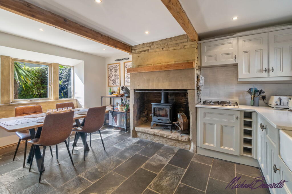 Additional image 4 of Hill Top Road, Thornton, Bradford, BD13 3QX