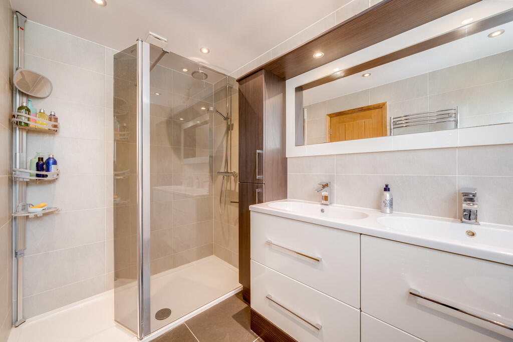 Additional image 9 of Cambridge Chase, Gomersal