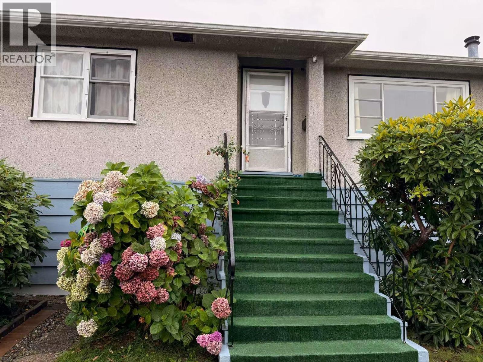 7600 ACHESON ROAD|Richmond, British Columbia V6Y1M9