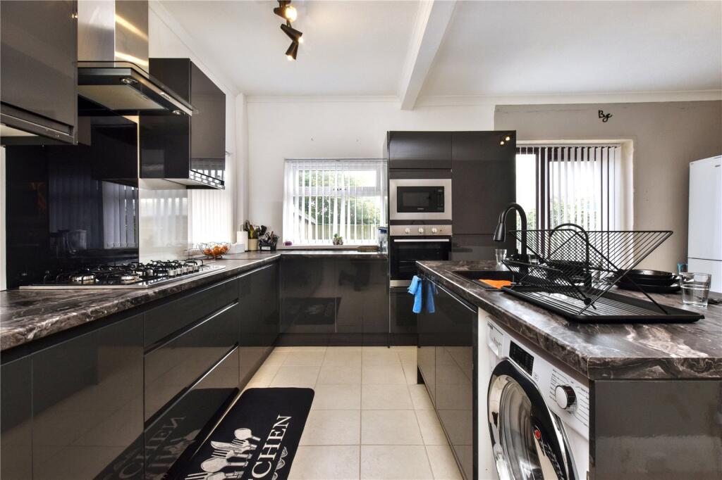 Additional image 11 of Grange Avenue, Bradford, West Yorkshire