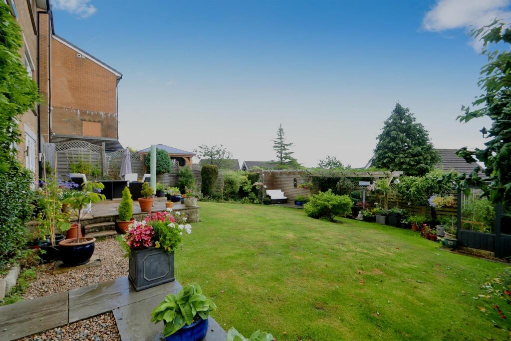 Additional image 27 of Dale Garth, Baildon, Shipley