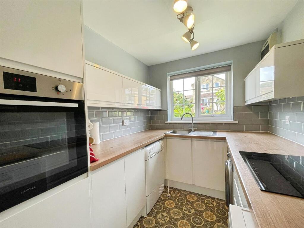 Additional image 2 of Stonecroft Bradford, BD2 2HW