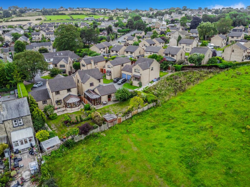 Additional image 30 of St. Lukes Close, Cleckheaton, West Yorkshire, BD19