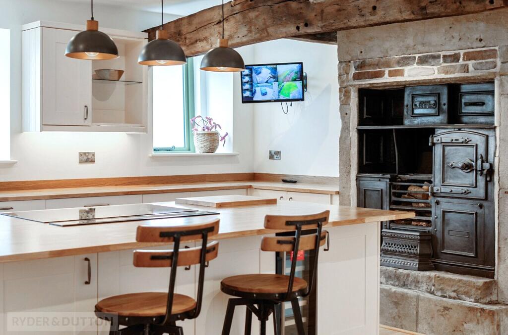 Additional image 5 of Shugden Farm, Roper Lane, Queensbury, Bradford, West Yorkshire, BD13