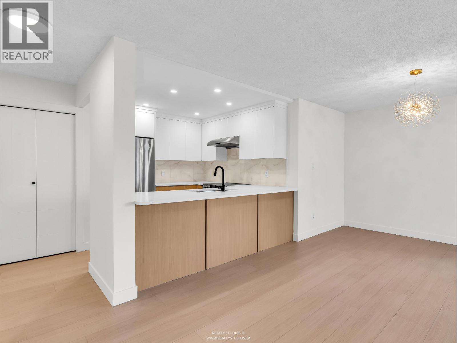 1003 1135 QUAYSIDE DRIVE|New Westminster, British Columbia V3M6J4