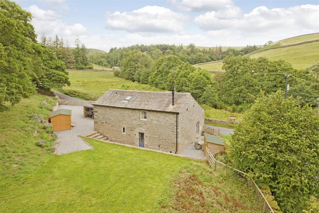 Additional image 23 of Cracked Castle Barn, Skyreholme