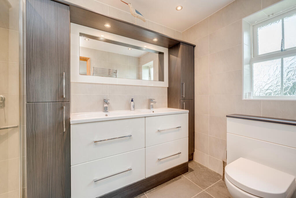 Additional image 28 of Cambridge Chase, Gomersal