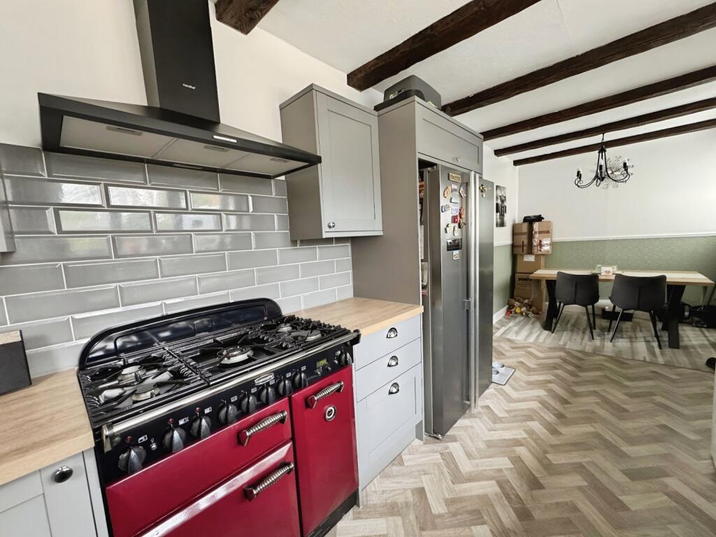 Additional image 3 of Oxford Road, Gomersal, BD19