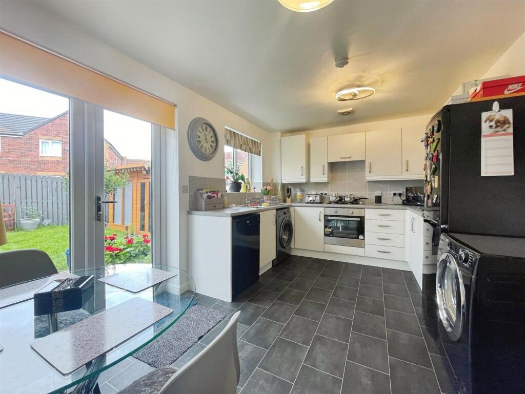 Additional image 6 of Stroothers Place Bradford, BD4 0BN