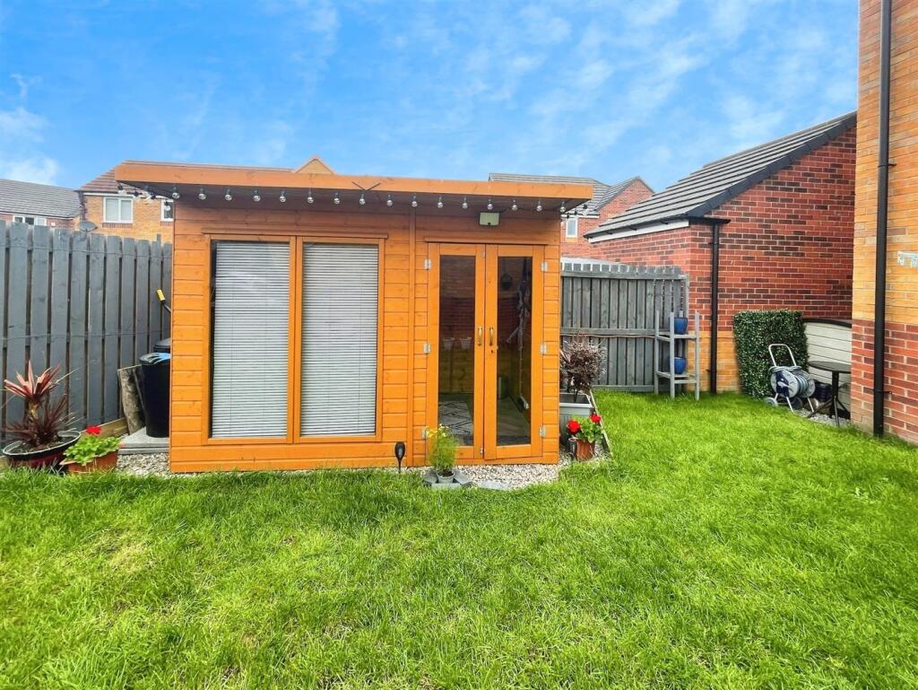 Additional image 15 of Stroothers Place Bradford, BD4 0BN