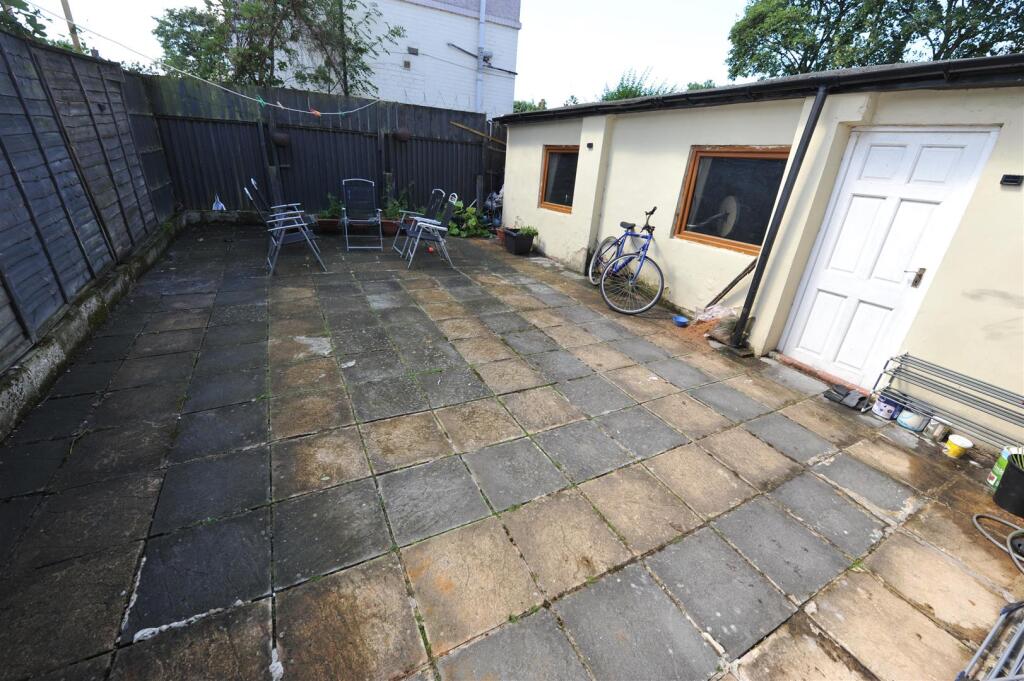 Additional image 17 of Upper Rushton Road, Thornbury, Bradford