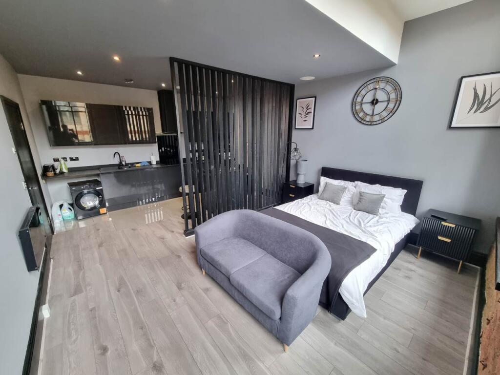 Additional image 9 of Albion House , 4 Hick Street ,