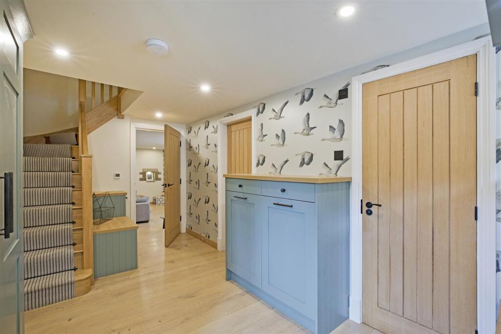 Additional image 32 of Cracked Castle Barn, Skyreholme