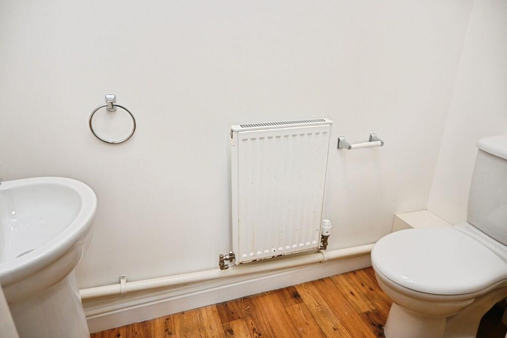 Additional image 17 of Red Holt Drive, Keighley