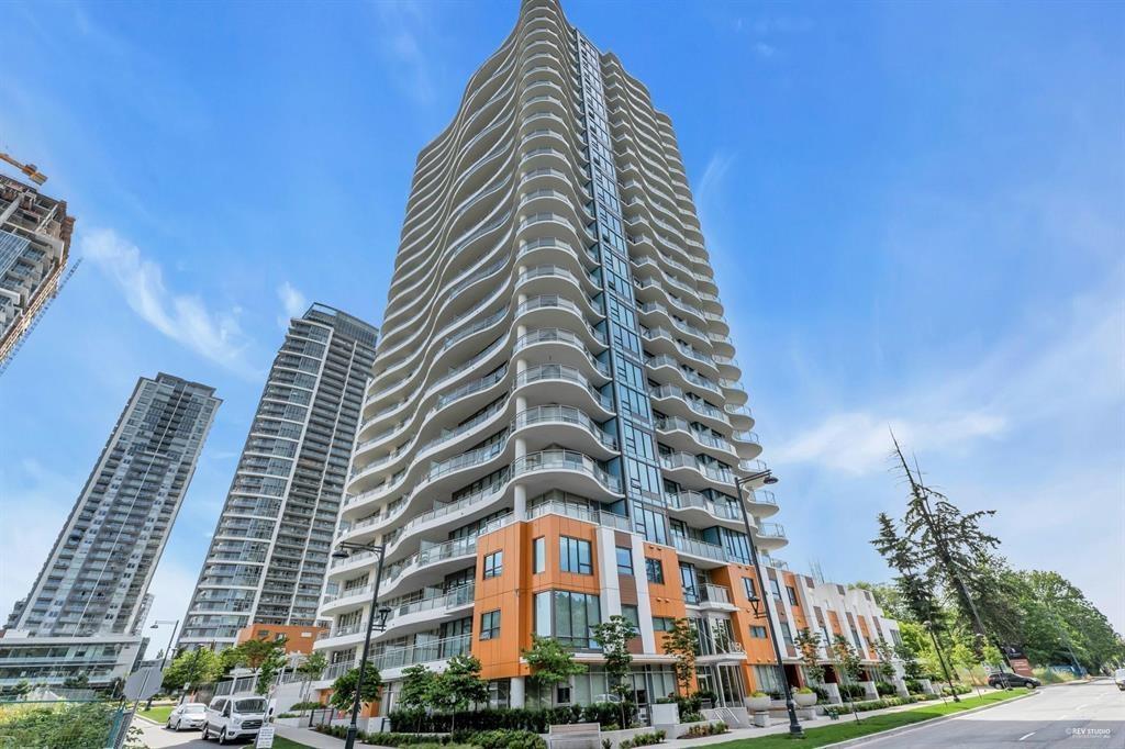 1902 13318 104 AVENUE|Surrey, British Columbia V3T0R2