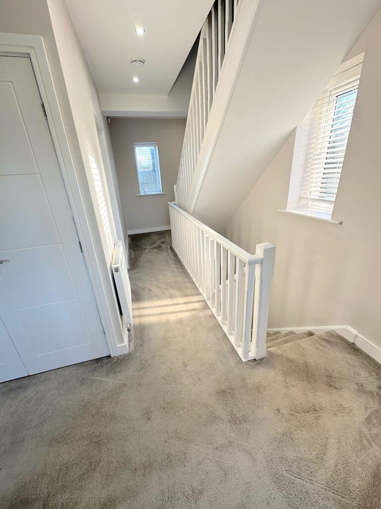 Additional image 15 of Broomfield, Clayton, BD14