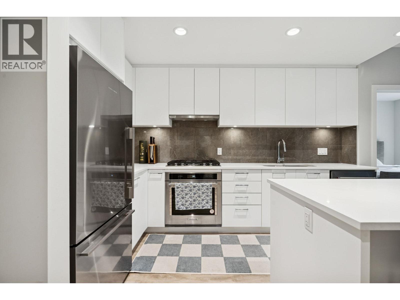 Property image for 321 615 COTTONWOOD AVENUE|Coquitlam, British Columbia V3J2S5