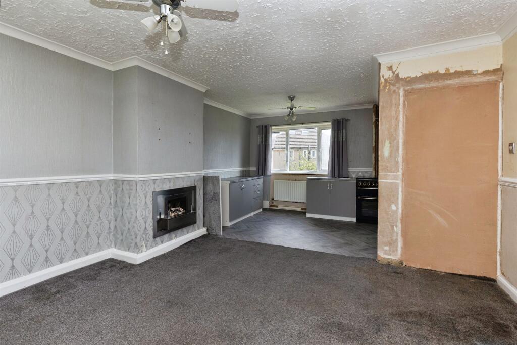 Additional image 4 of Wardle Crescent, Keighley