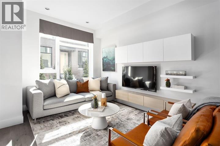 7597 YUKON STREET|Vancouver, British Columbia V5X2Y4