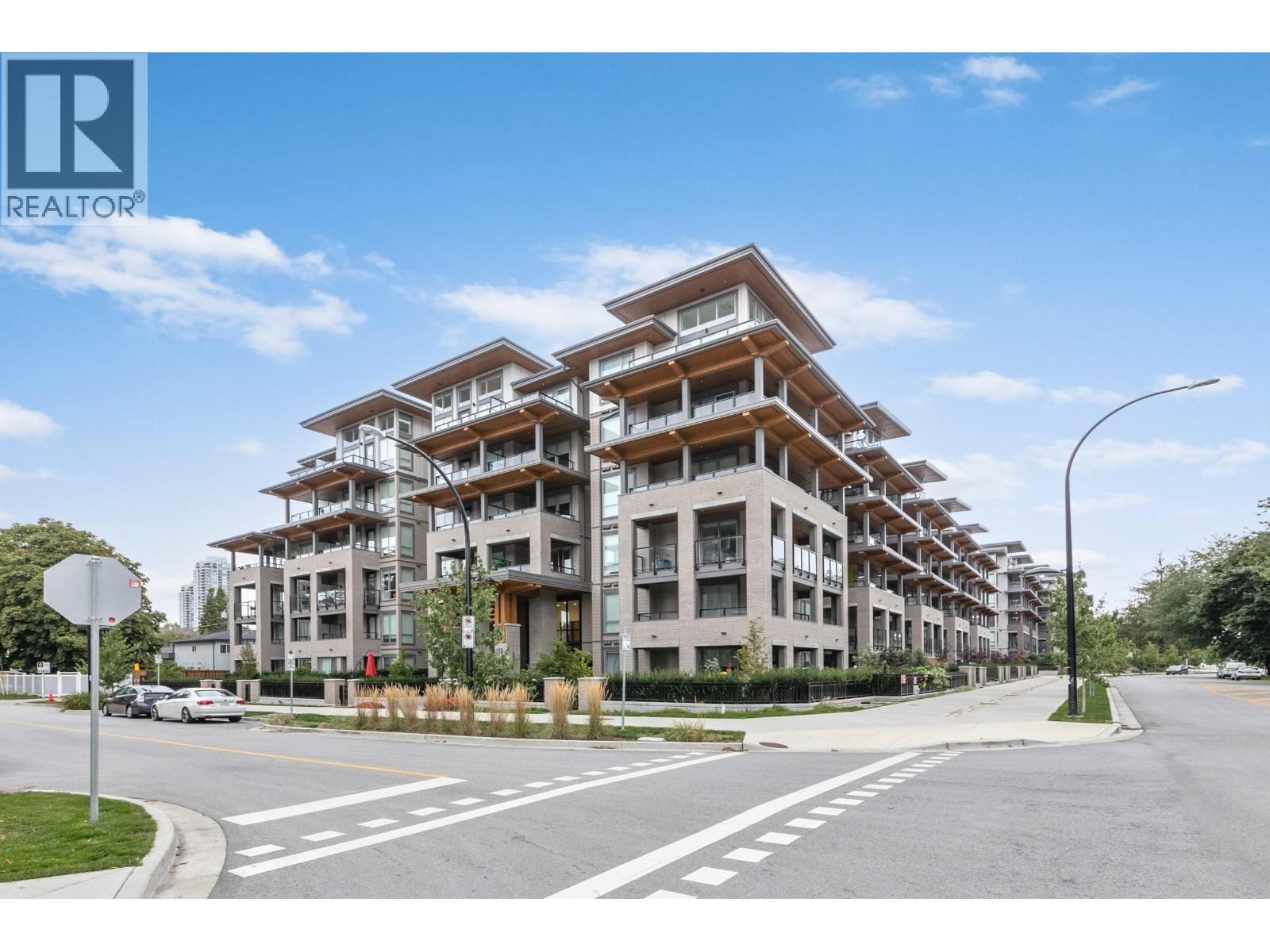 522 7588 16TH STREET|Burnaby, British Columbia V3N0H8