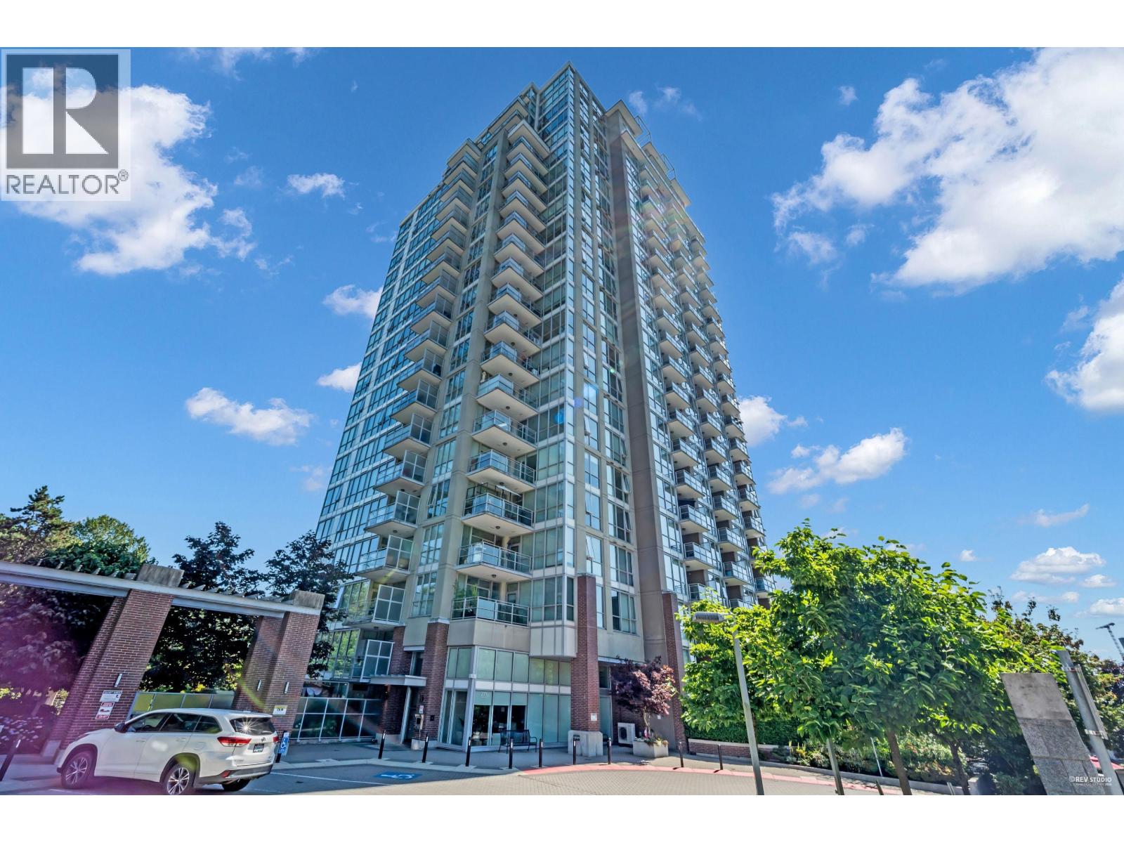 305 271 FRANCIS WAY|New Westminster, British Columbia V3L0H2