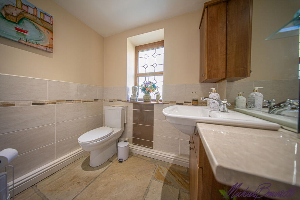 Additional image 11 of Highgate Road, Queensbury, Bradford, BD13 2RR
