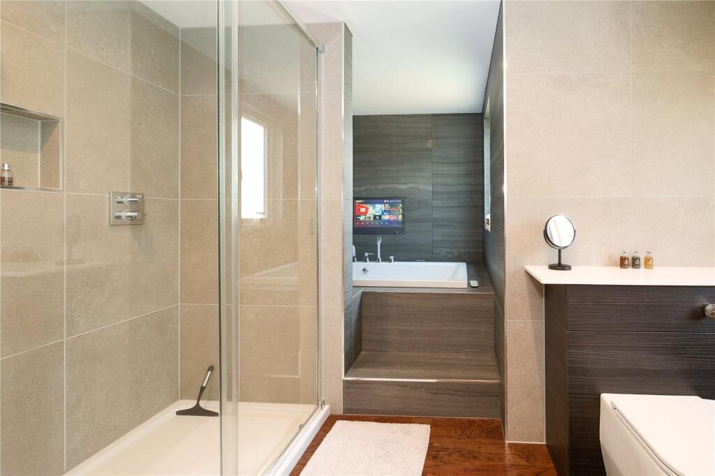 Additional image 10 of Beacon Close, Bingley, West Yorkshire, BD16