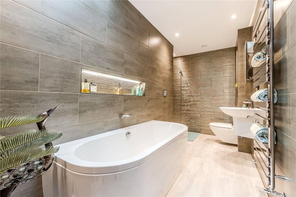 Additional image 18 of Castle Hill Road, Gomersal, Cleckheaton, West Yorkshire