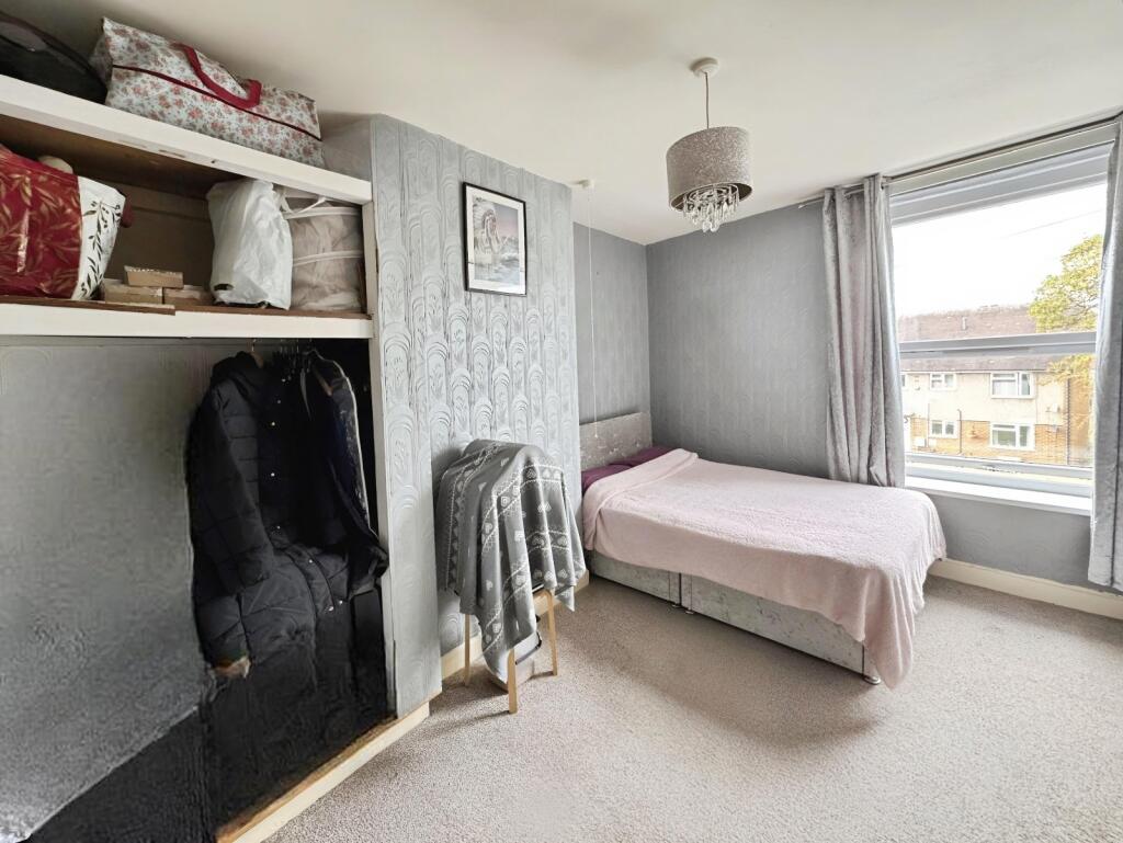 Additional image 8 of Oxford Road, Gomersal, BD19