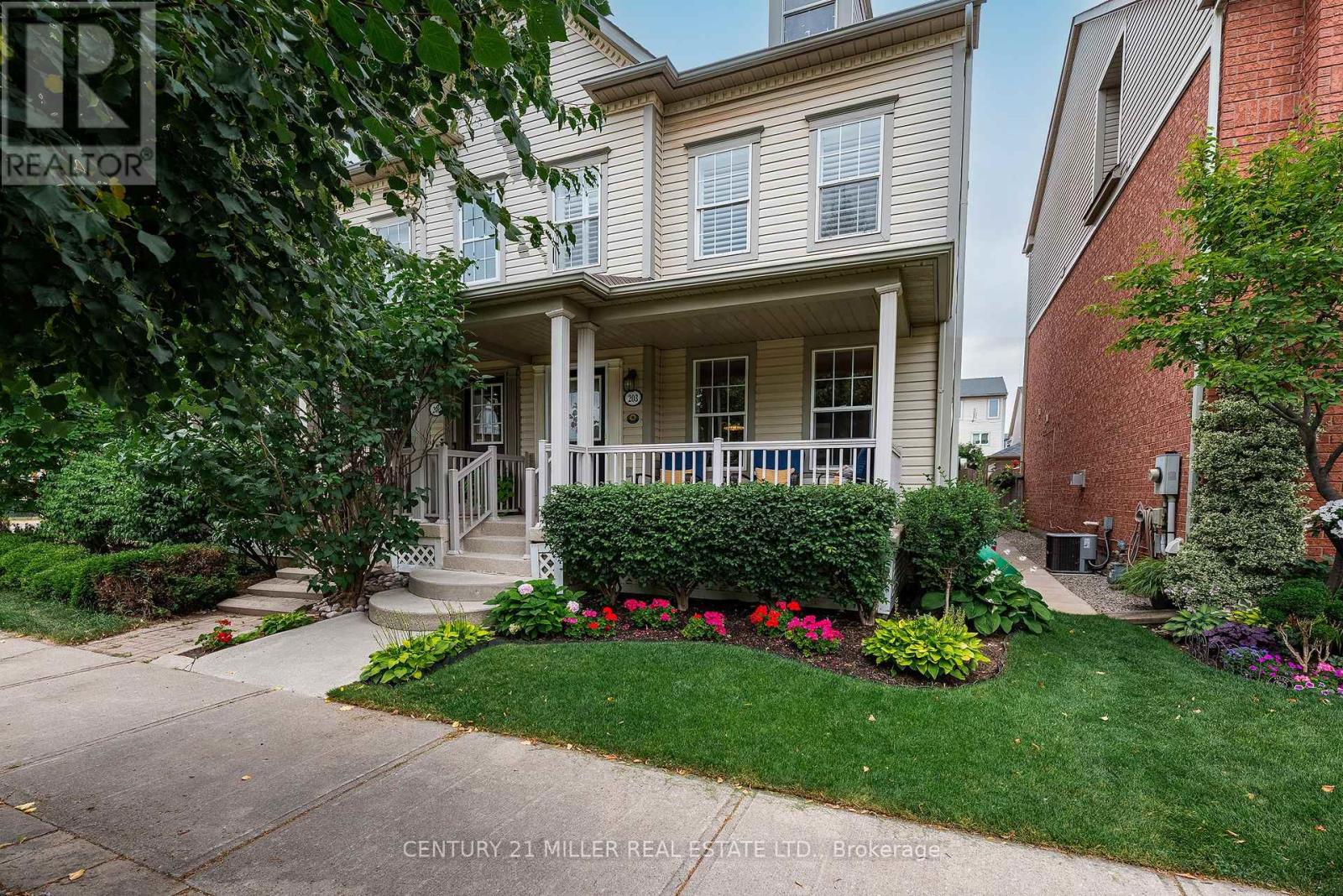 Property image for 203 GATWICK DRIVE|Oakville (RO River Oaks), Ontario L6H6T6