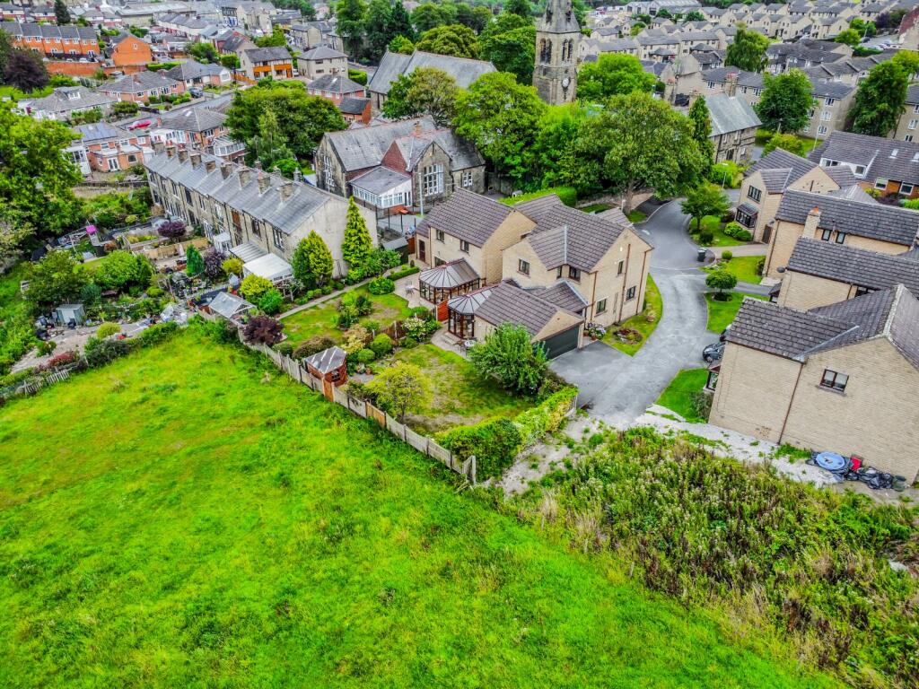 Additional image 29 of St. Lukes Close, Cleckheaton, West Yorkshire, BD19