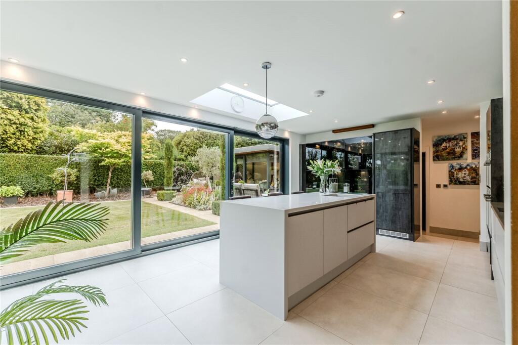 Additional image 8 of Castle Hill Road, Gomersal, Cleckheaton, West Yorkshire