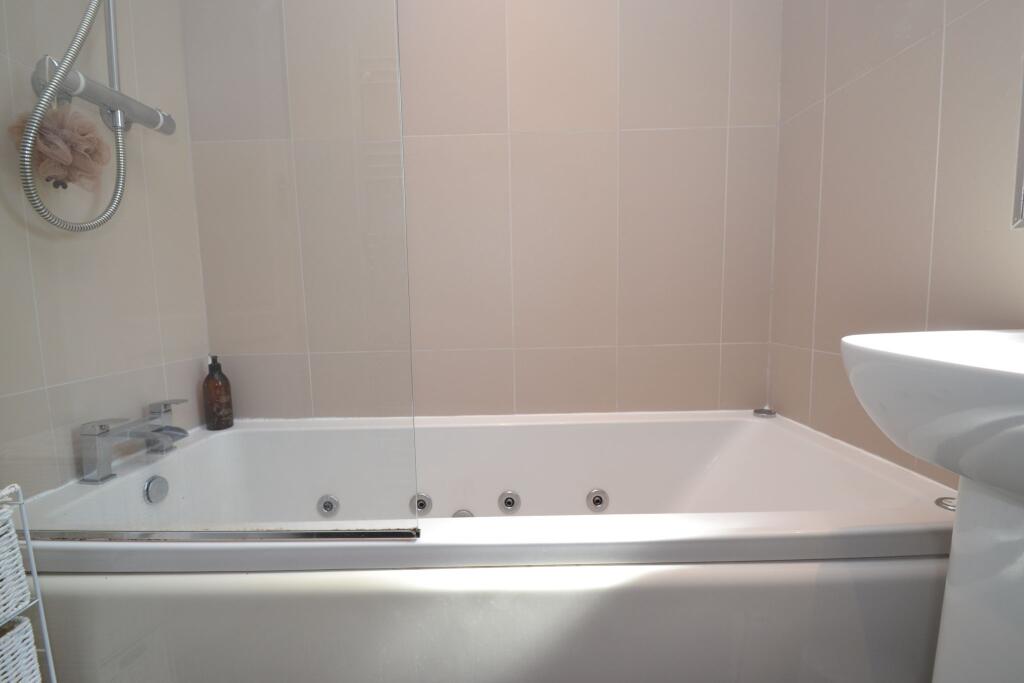 Additional image 11 of Thackley Old Road, Windhill,