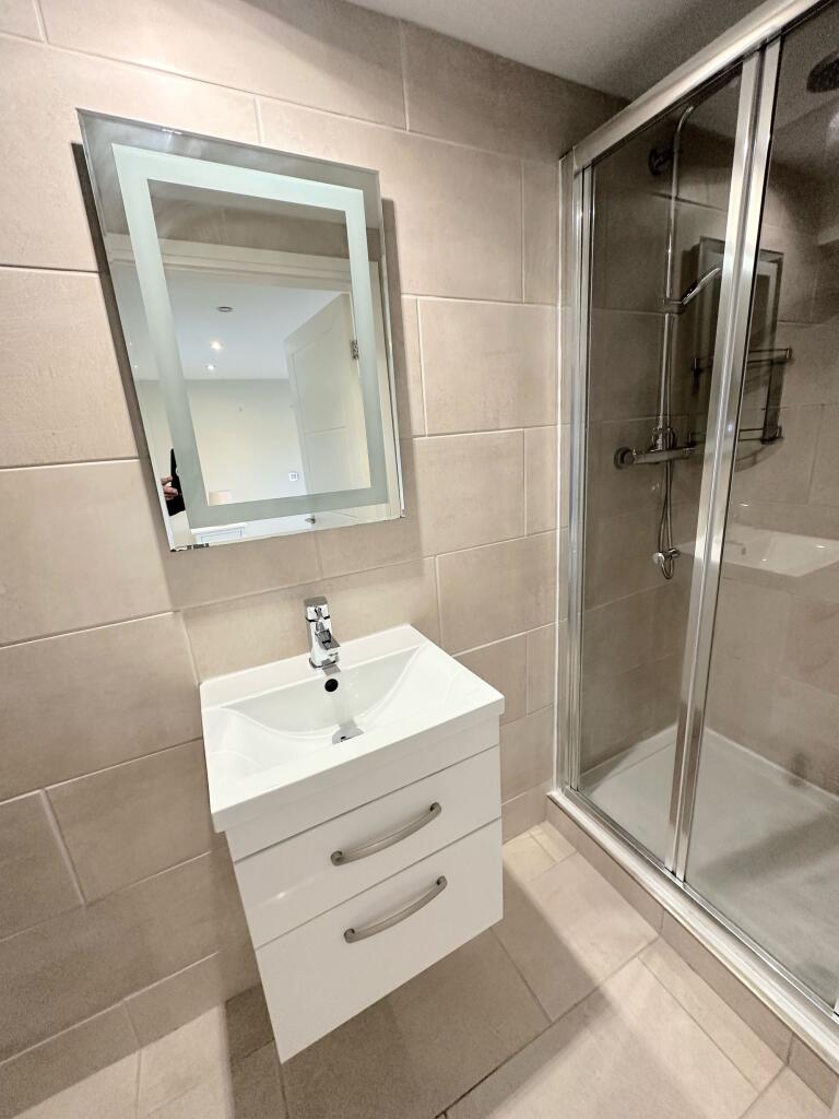 Additional image 27 of Broomfield, Clayton, BD14