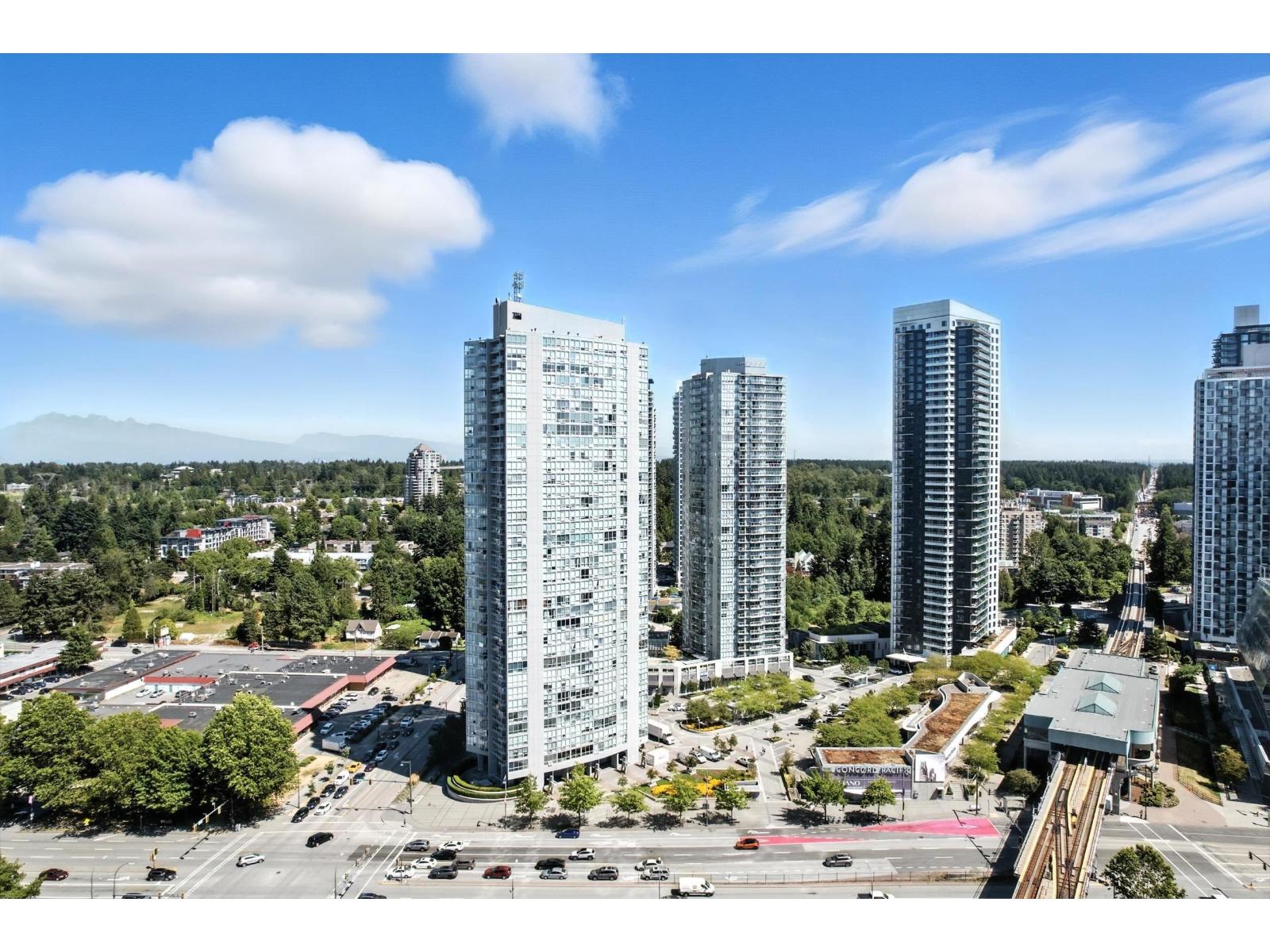 502 13618 100 AVENUE|Surrey, British Columbia V3T0A8