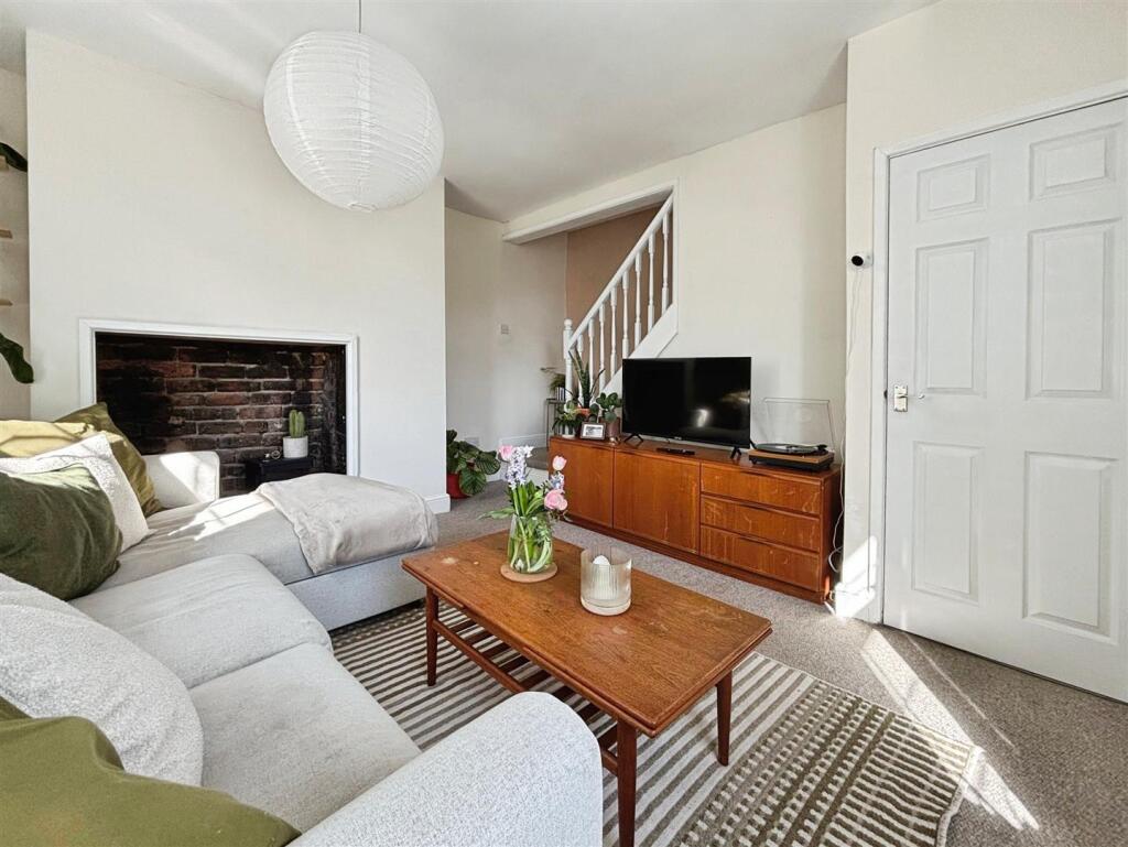 Additional image 6 of Leeds Road, Eccleshill, Bradford, BD2 3AY