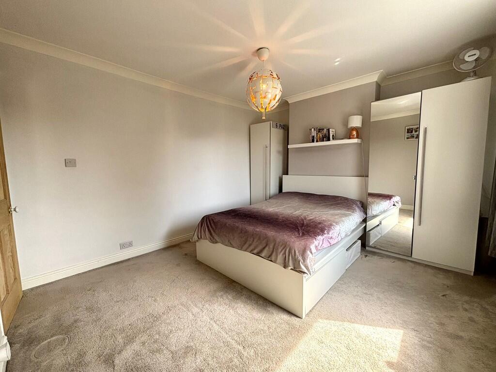 Additional image 35 of Fieldway, Clayton, Bradford