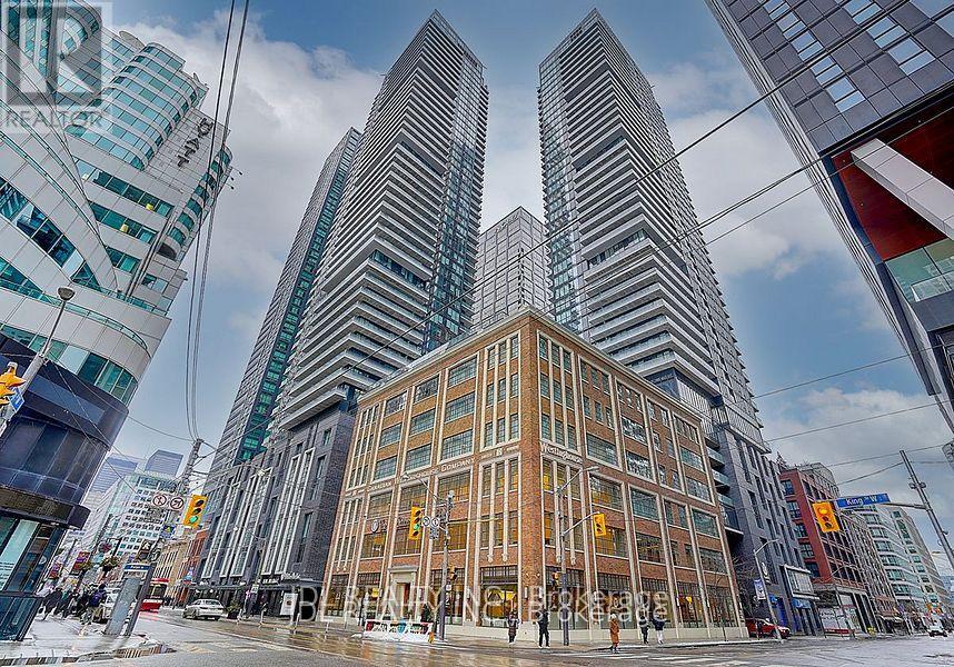 Property image for 4701 - 125 BLUE JAYS WAY|Toronto (Waterfront Communities), Ontario M5V0N5