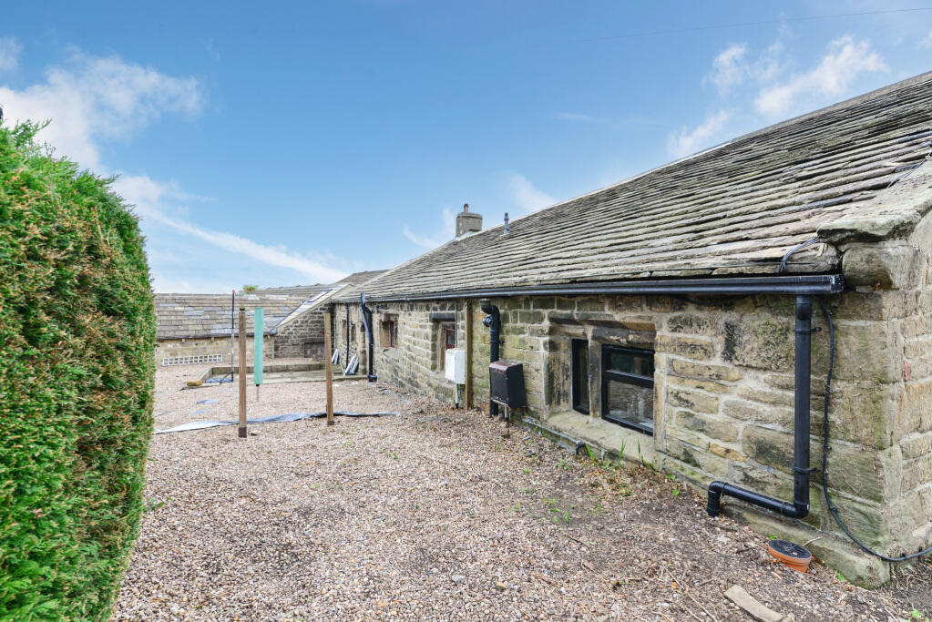 Additional image 5 of Hunters Green, Cullingworth, Bradford, West Yorkshire, BD13